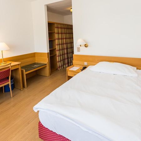 Hotel Du Rhone سيون الغرفة الصورة