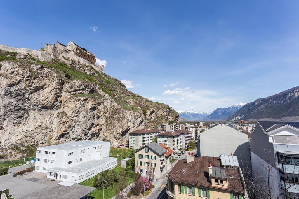 Hotel Du Rhone سيون المظهر الخارجي الصورة