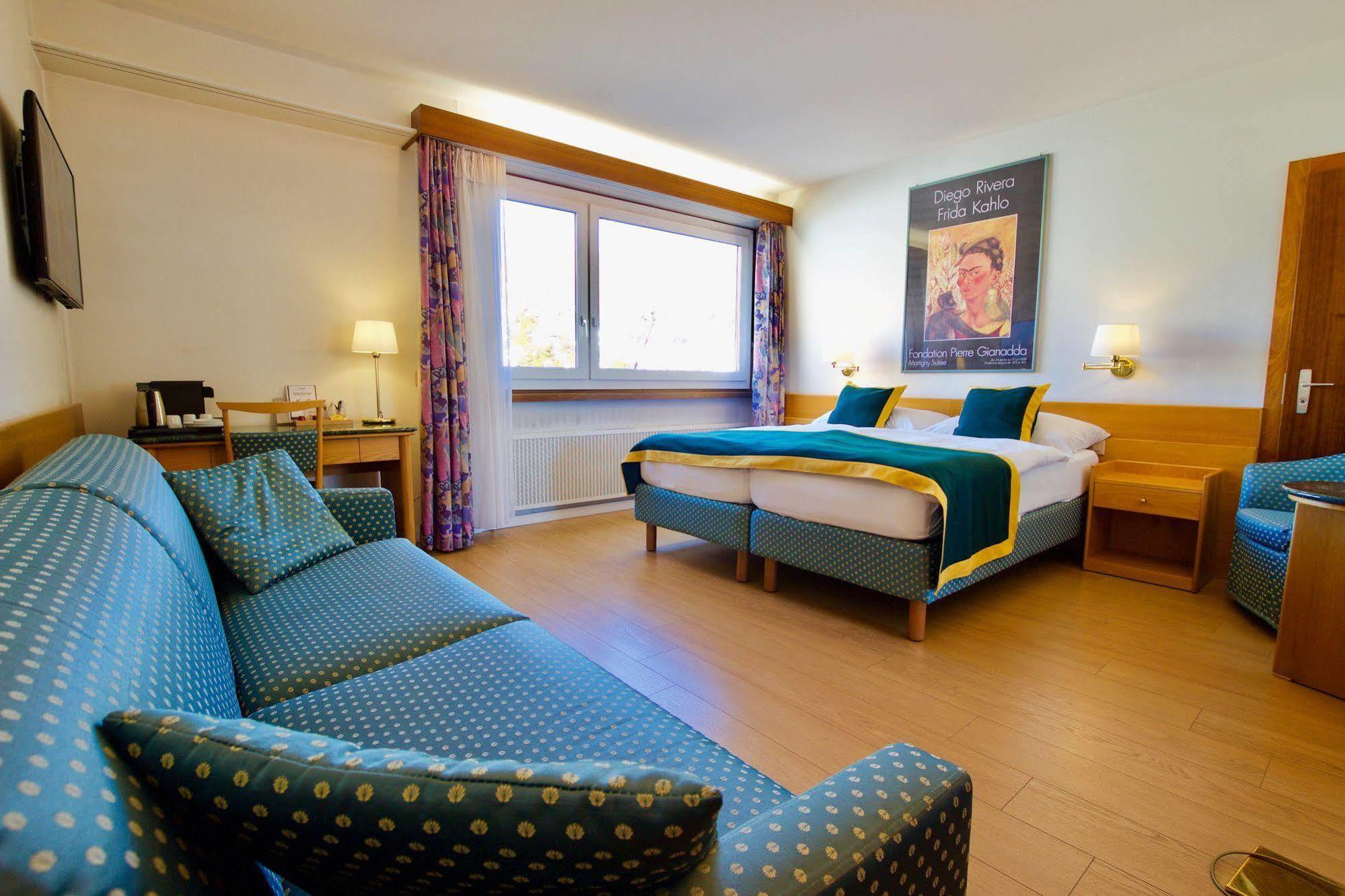 Hotel Du Rhone سيون المظهر الخارجي الصورة