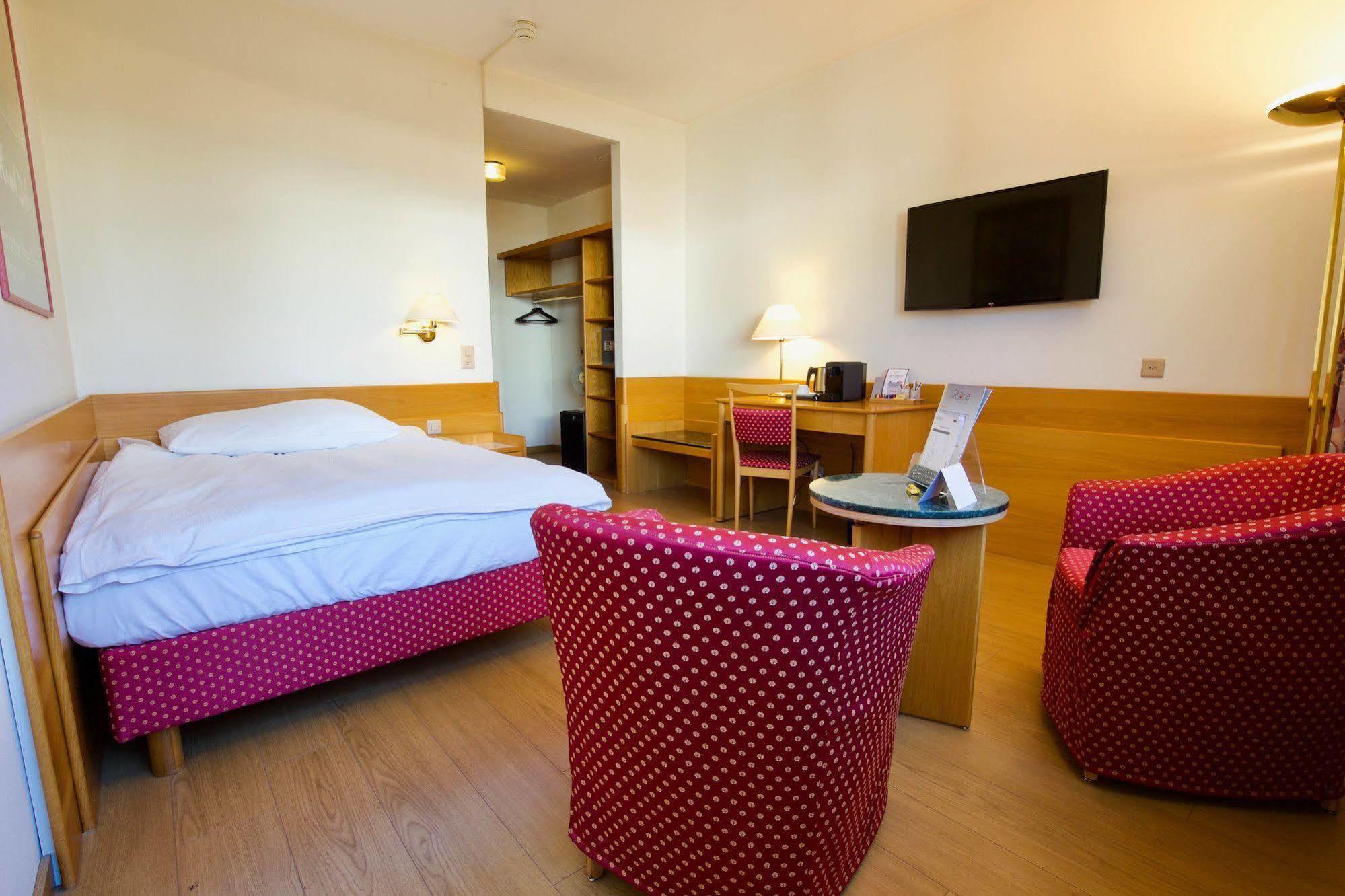 Hotel Du Rhone سيون المظهر الخارجي الصورة